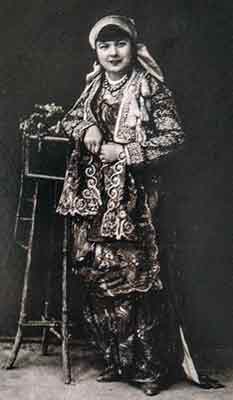 Muazzez İlmiye Çığ Eskişehir 1934