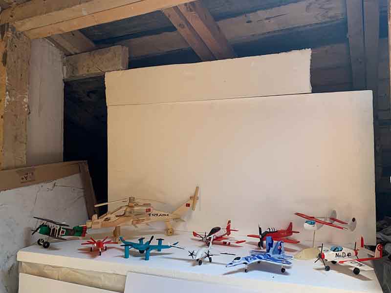 Eskişehir'de evinin tavan arasında yaptıklarıyla parmak ısırtıyor! 6.04.2023