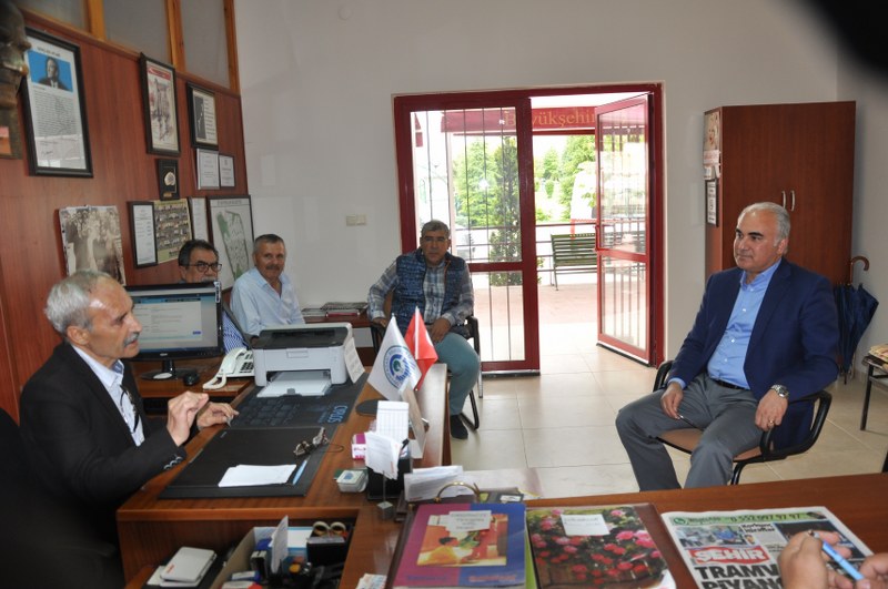 Cumhuriyet Halk Partisi'nin Eskişehir'de 4. sıradan milletvekili adayı gösterdiği Engin Çakmak'ın temsil ziyaretleri.