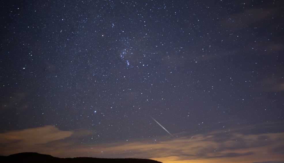 Yılın en iyisi olarak bilinen Geminid (İkizler) meteor yağmuru Eskişehir semalarında seyir zevki yüksek manzaralar sundu. 

Fotoğraflar ve haber: Abdullah Güçlü 