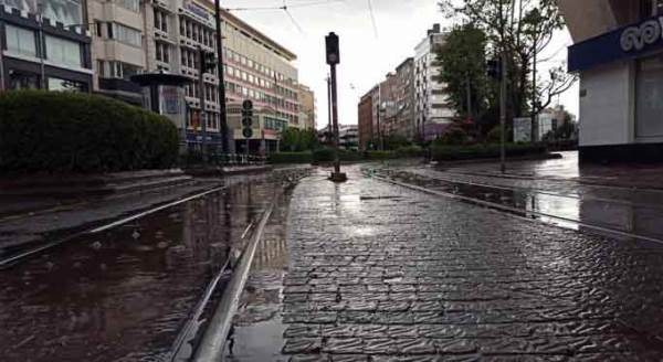 "Yasaklı" Eskişehir'de, gündüz bir anda geceye döndü!