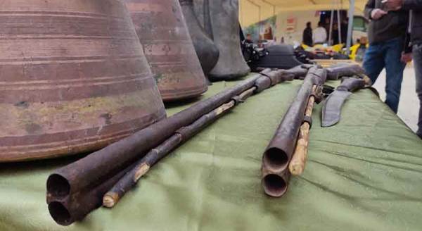 150 yıllık tüfek görenleri şaşırtıyor