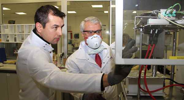 A.Ü.'den yerli uçağa büyük destek