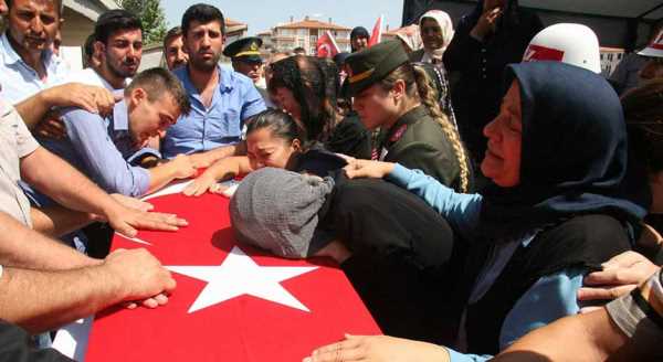 Afyonkarahisar şehidini uğurladı