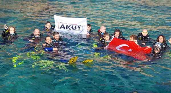 AKUT'un dalgıç sayısı 12'ye yükseldi