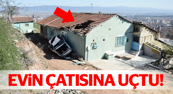 Araçla evin çatısına uçtu!