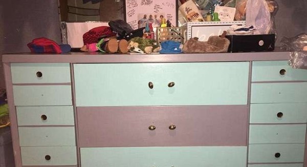 Bu dolap ne renk? (İkinci elbise vakası)