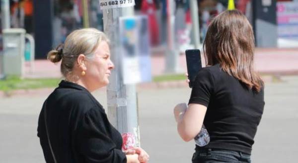 Bu ilanlara bakan bir daha bakıyor! Anlayabilen yok