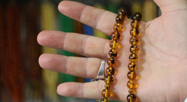 Bu tespihin fiyatına inanamayacaksınız!