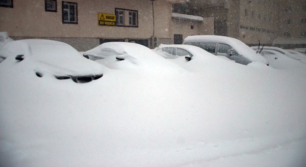 Bursa'da dağ köylerine ulaşılamıyor...