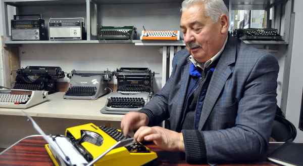 Daktilo sevdası buralara getirdi