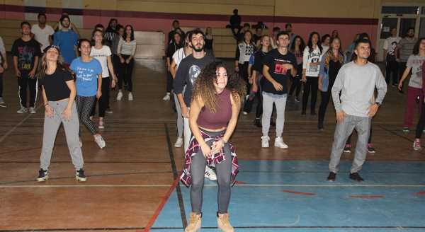 Dans ederken hiçbir şey düşünmüyorum