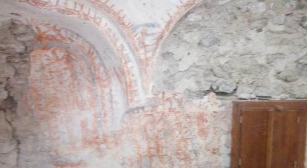 Ertuğrul Gazi'nin silah arkadaşının türbesi kaderine terk edildi