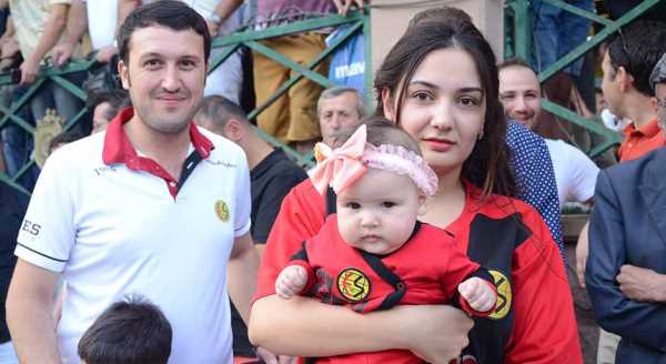 Es Es yeni sezonun tanıtımını yaptı