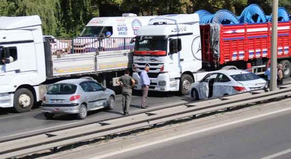 Eskişehir çevre yolunda zincirleme kaza