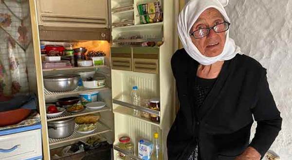 Eskişehir'de 50 yıl sonra elektriğe kavuştu, "gençleştim" dedi!