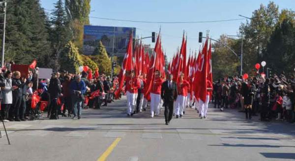 Eskişehir'de 99. yıla yakışır kutlama