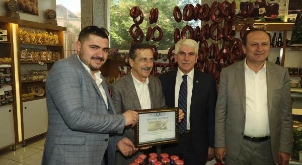 Eskişehir'de adaylardan sıcak poz