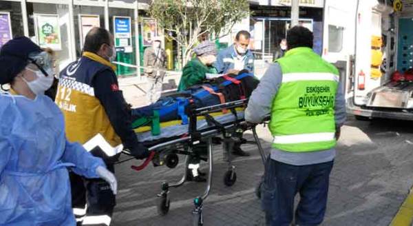 Eskişehir'de akıl almaz kaza! Ölümden döndü...