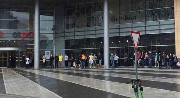 Eskişehir'de aniden bastıran sağanak hazırlıksız yakaladı