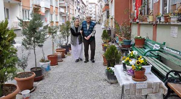 Eskişehir'de bu sokağı gören şaşkına dönüyor!