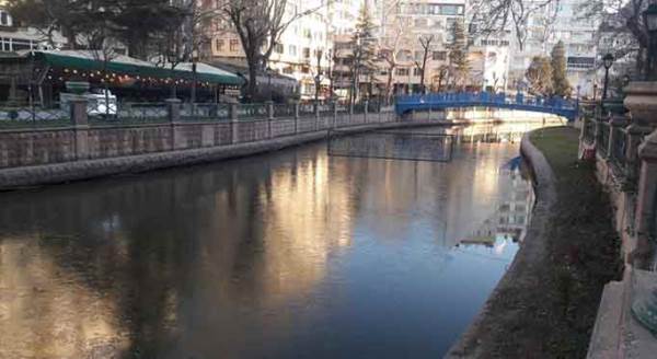 Eskişehir'de buz tutturan soğuk!