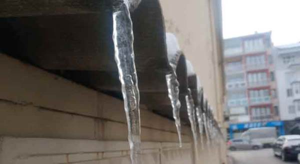 Eskişehir'de donduran soğuk! -13 dereceye kadar...