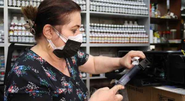 Eskişehir'de görenleri şaşırtan "kadın tamirci!"