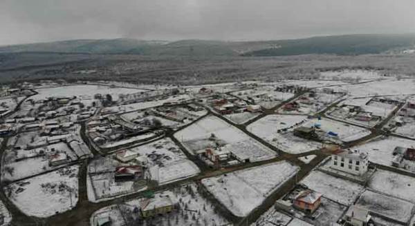 Eskişehir'de ilkbaharda kar şöleni 