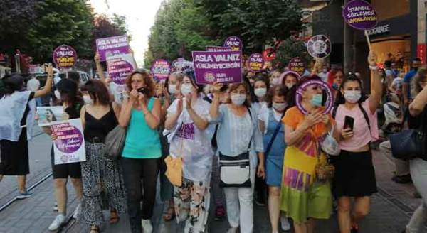 Eskişehir'de kadınlardan tepki yürüyüşü!