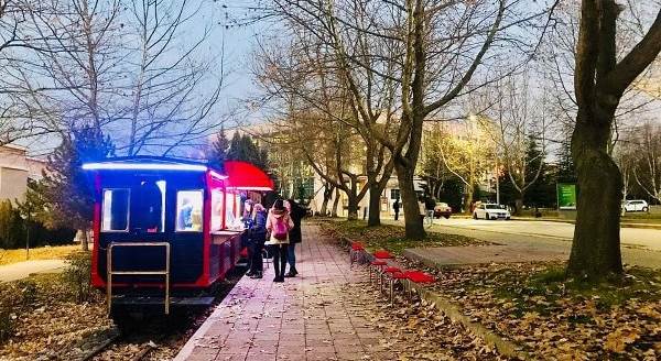 Eskişehir'de kartpostallık tarihi tren kafeye dönüştü