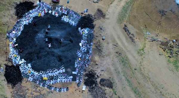 Eskişehir'de kavurucu sıcakta zorlu mücadele!