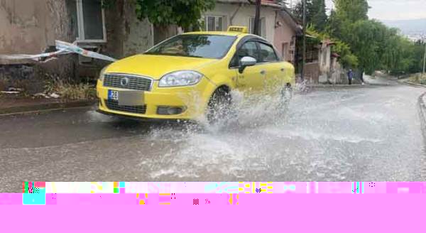 Eskişehir'de kışı andıran görüntüler!