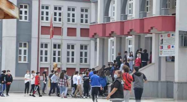 Eskişehir'de koronavirüs gölgesinde sınav heyecanı