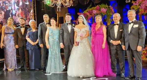 Eskişehir'de masal gibi düğün!