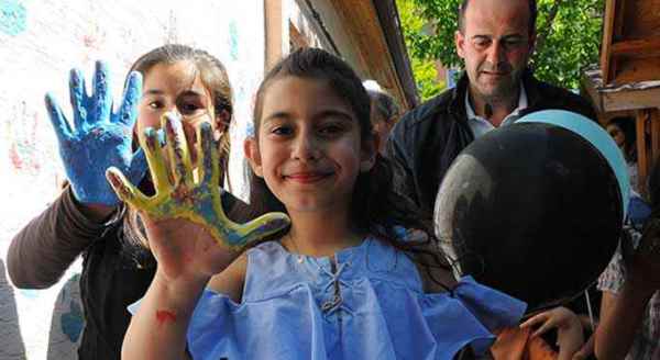 Eskişehir’de muhtarlığa çocuk eli değdi