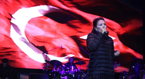 Eskişehir'de Nilüfer konseri