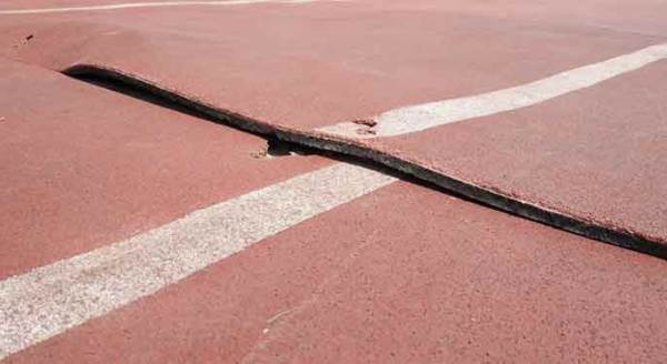 Eskişehir'de o yolda vatandaşlar artık yürüyemiyor!