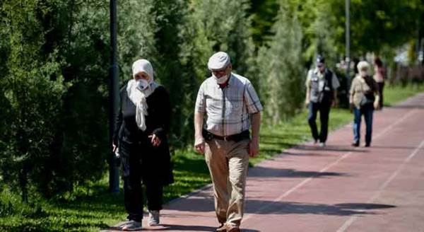 Eskişehir'de parklarda yoğunluk