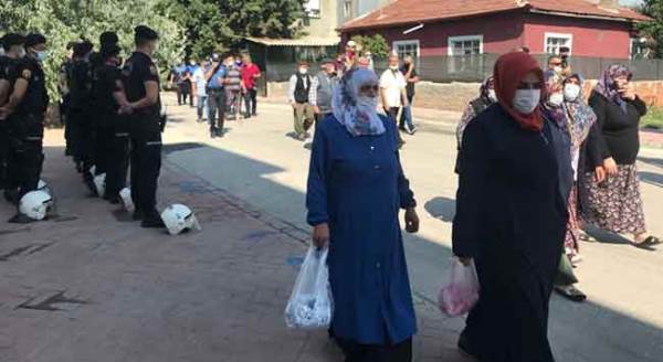 Eskişehir'de pazar yeri isyanı: Çevik Kuvvet de geldi!