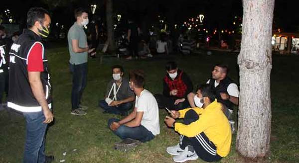 Eskişehir'de polisten "koronavirüs" denetimi!