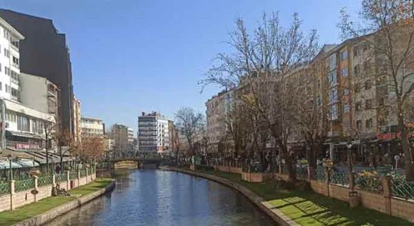 Eskişehir'de şaşırtan hava