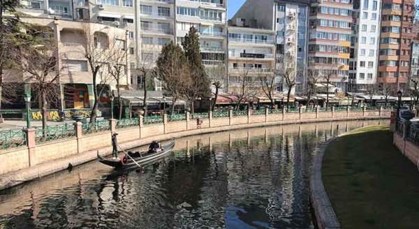 Eskişehir’de sıcak havayı gören oranın keyfini çıkardı