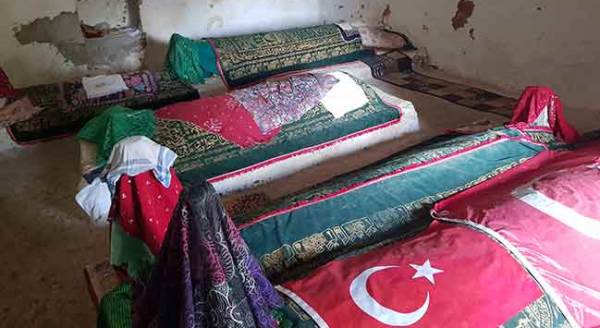 Eskişehir'de tarihi mezarlık saldırı altında!