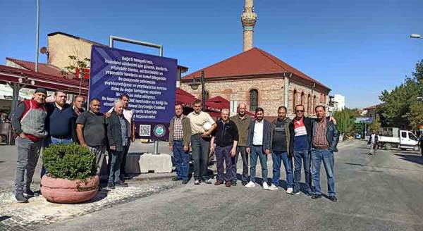 Eskişehir'de trafiğe kapalı caddede ilk iş bunu yaptılar!