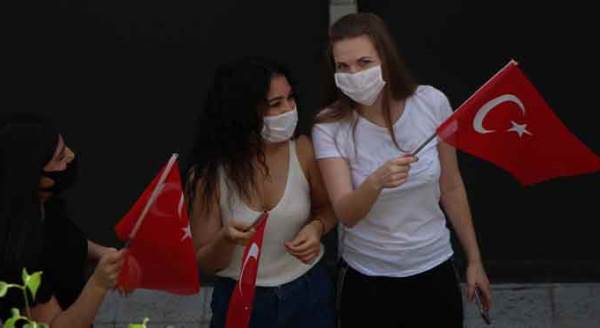 Eskişehir'de yabancı öğrencilere 19 mayıs sürprizi