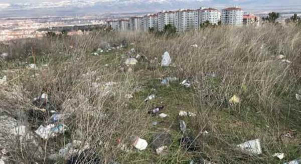 Eskişehir'deki bu duyarsızlığın önüne geçilemiyor! Yine aynı manzara...