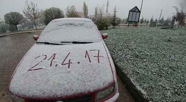 Eskişehir'e Nisan sonu kar sürprizi