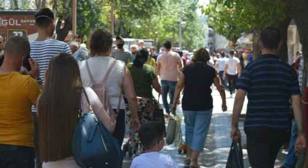 Eskişehir esnafı Arefe Günü bayram etti!