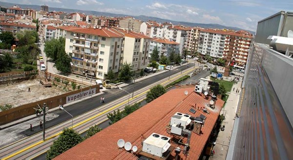 Eskişehir Fabrikalar Caddesi yenilendi